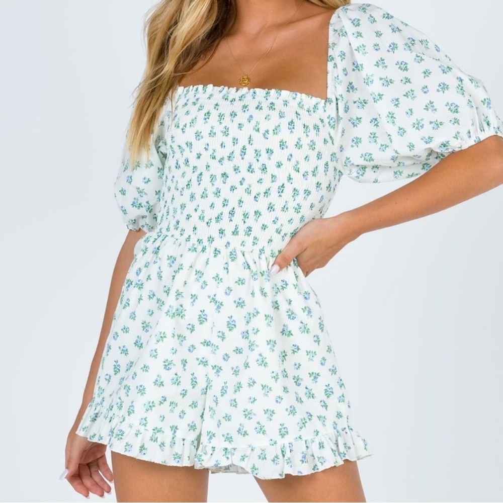 NWOT Princess Polly Floral Romper